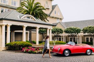 keeping-guests-over-the-moon-with-the-ritz-carlton-half-moon-bay-social-media-programs-scaled