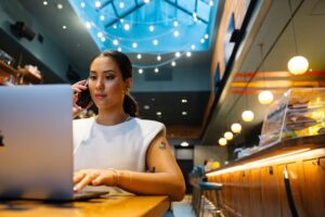 machines-making-hotel-experiences-more-personal-scaled