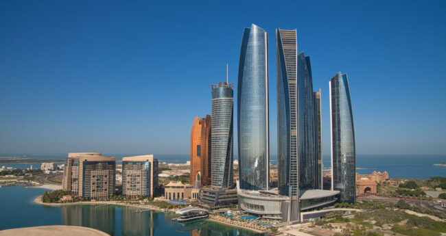 social-media-and-the-consumer-buying-journey-in-luxury-hospitality-middle-east-edition-650x433