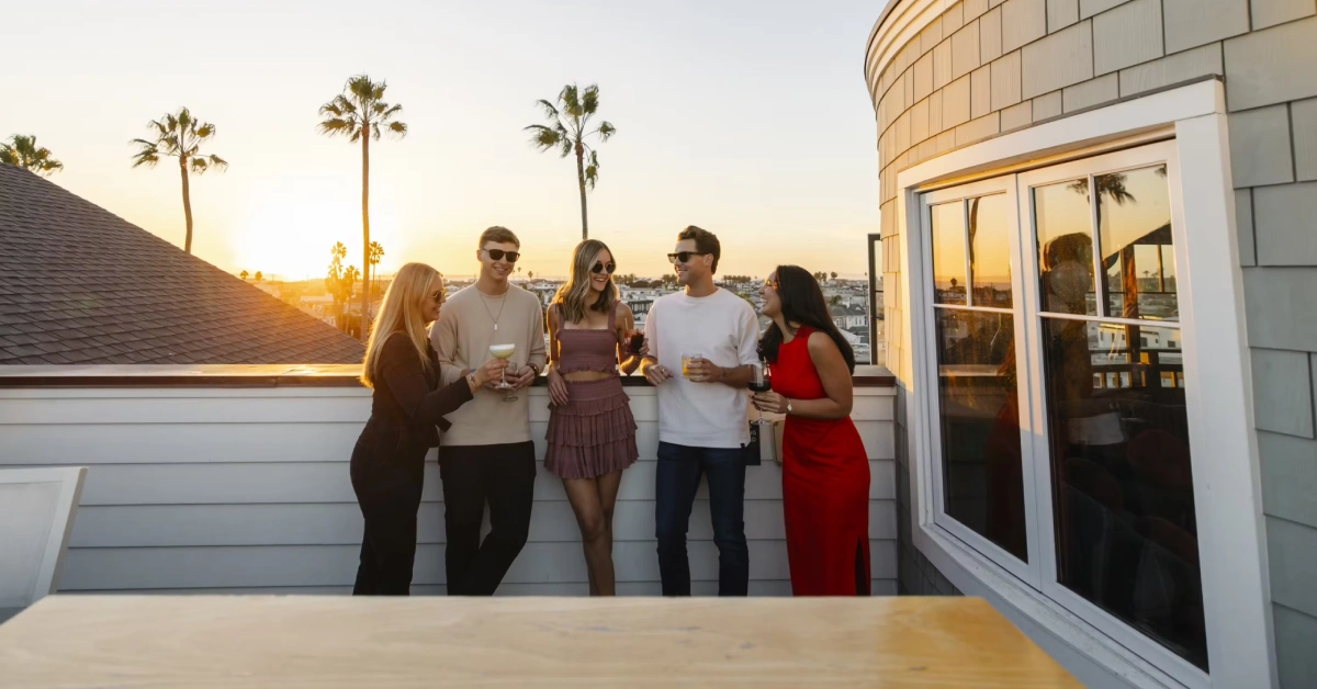 master-social-media-holidays-and-captivate-your-luxe-audience-scaled