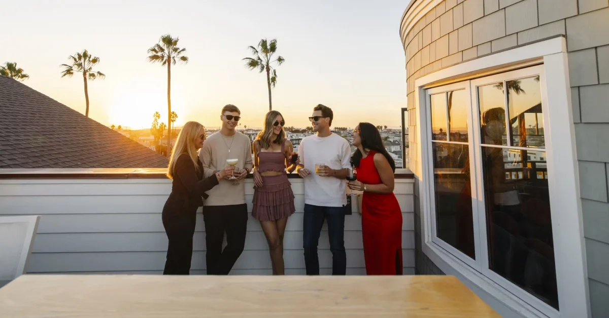 master-social-media-holidays-and-captivate-your-luxe-audience-scaled